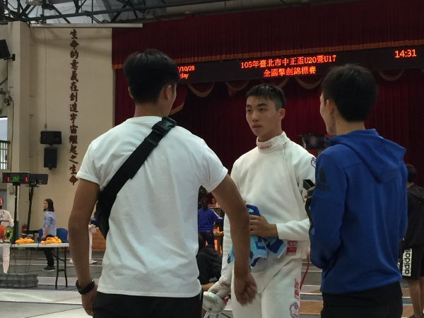 賀  2年15班蘇文憲榮獲全國擊劍錦標賽青少年、青年男子銳劍雙料金牌